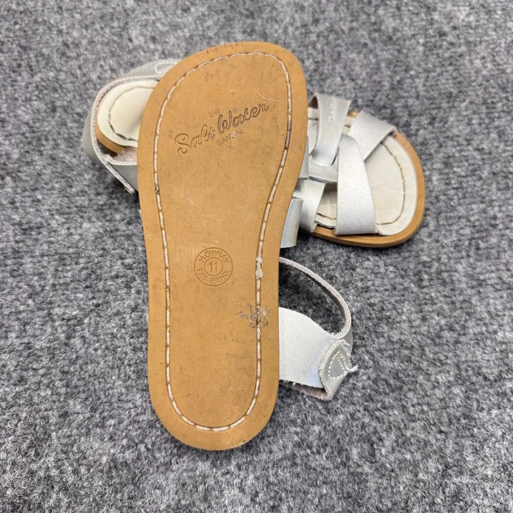 Salt Water Sandals Hoy Original Kids 11 Silver Metallic Leather Strappy Summer